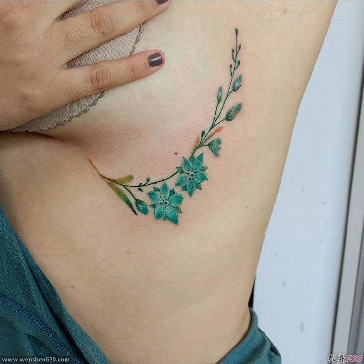 彩色的女神纹身小清新植物纹身小花朵图案