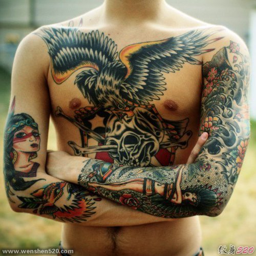男性胸部霸气的大面积传统纹身动物图案纹身