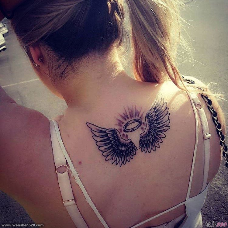 女性黑色线条素描纹身守护天使翅膀纹身图案大全图片