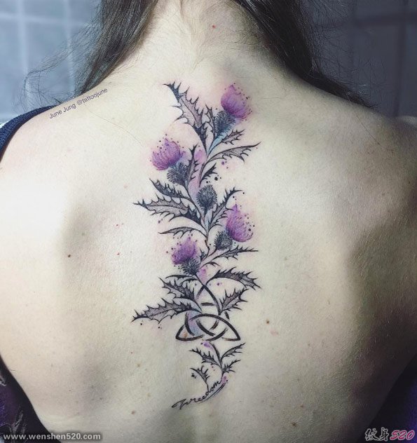 文艺女生喜爱的花朵纹身图案