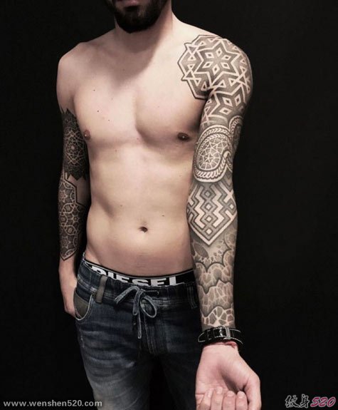 黑色几何线条纹身点刺技巧花臂半甲纹身男士霸气纹身图案
