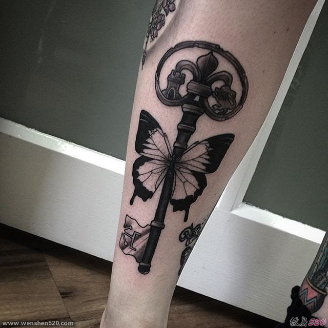 一组个性黑白风格植物纹身素材动物纹身图案