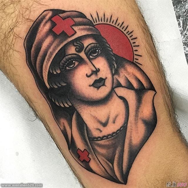 一组充满野心的彩色渐变纹身点刺技巧纹身图案