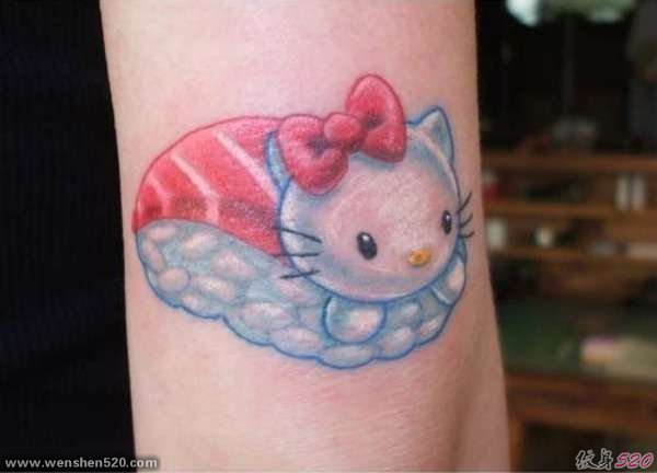 一组简单写实的美味食物纹身图案