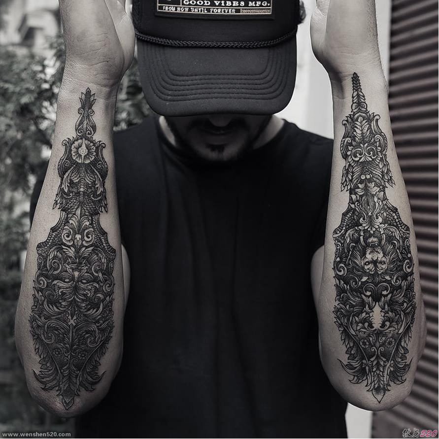 一组帅气的黑暗纹身黑白灰风格点刺纹身图案