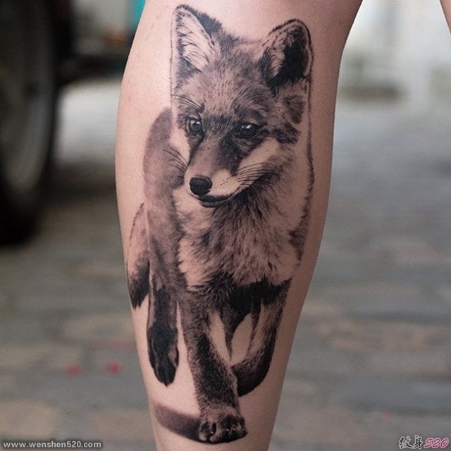 一组纹身黑白灰风格点刺纹身小动物纹身图案