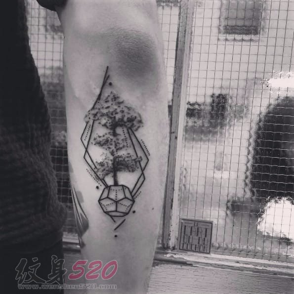 10款经典黑白几何元素纹身简单个性线条纹身图案