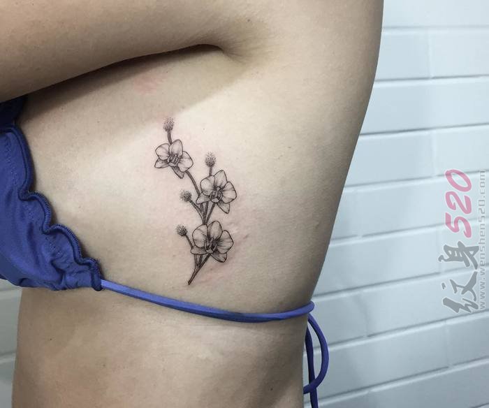 女生植物小清新文艺花朵纹身图案