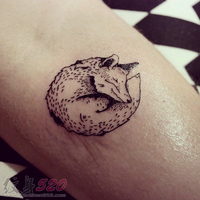 女生文艺小清新黑色线条小动物纹身图案