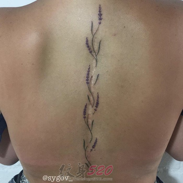 个性的几何元素抽象线条遮盖伤疤纹身图案