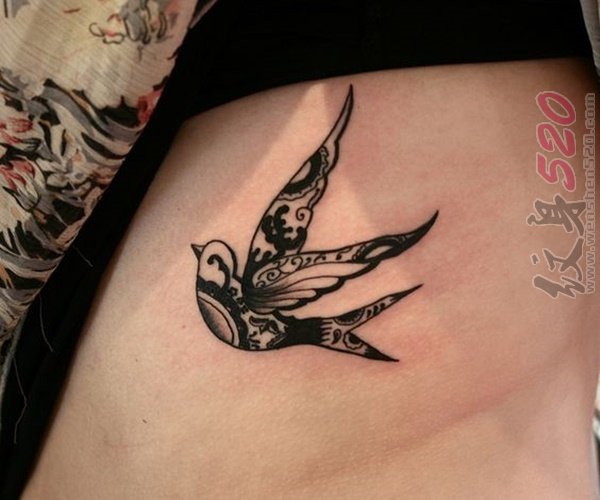一组关于小鸟的黑色素描文艺小清新纹身图案