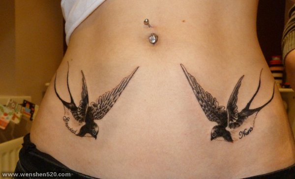 女生腹部黑色素描创意小鸟纹身图片