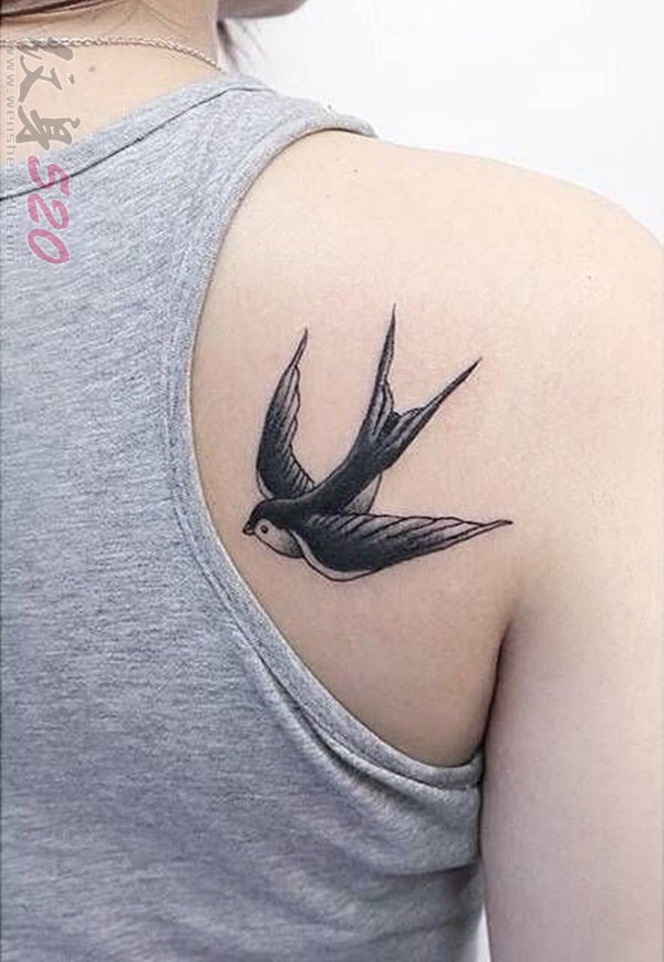 多款黑色小动物点刺技巧个性的小鸟纹身图案