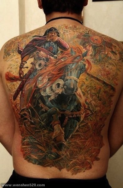 男性霸气的背部点刺技巧几何线条满背纹身图案