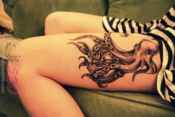 多款女生大腿上性感的几何线条创意纹身图案