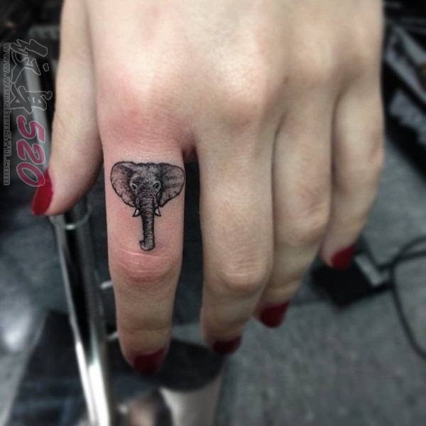 多款关于大象的个性创意花纹纹身图案