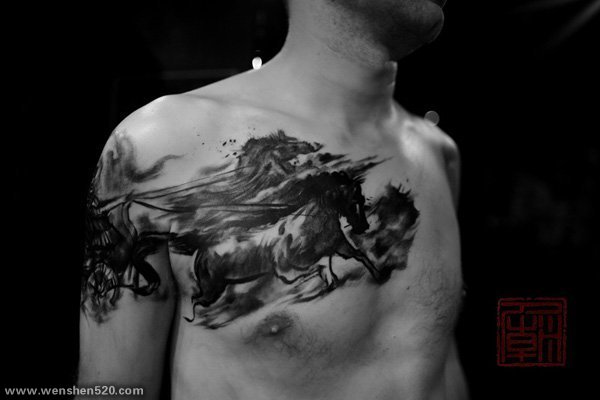 栩栩如生的彩绘创意场景与马纹身图案