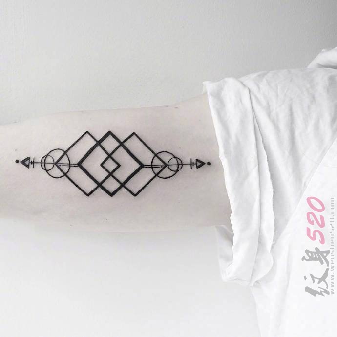 多款黑色线条几何元素创意文艺小清新纹身图案