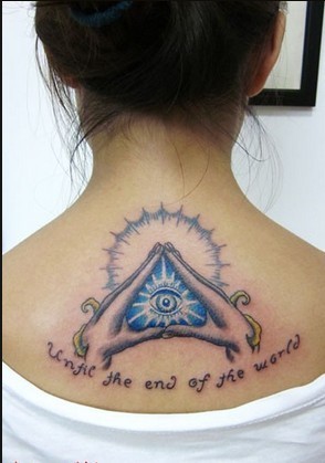 女性纹身纹身图案之上帝之眼