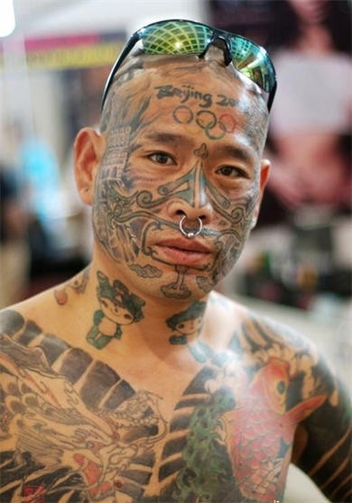 中国纹身第一人 刘明纹身