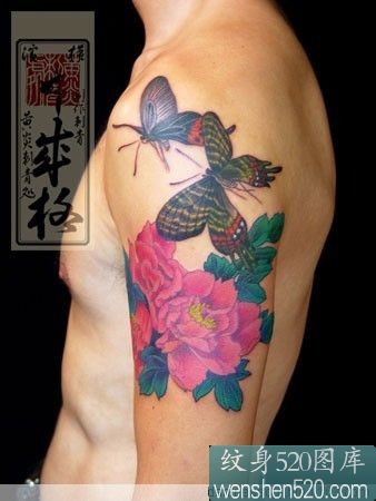 蝴蝶牡丹纹身作品图案