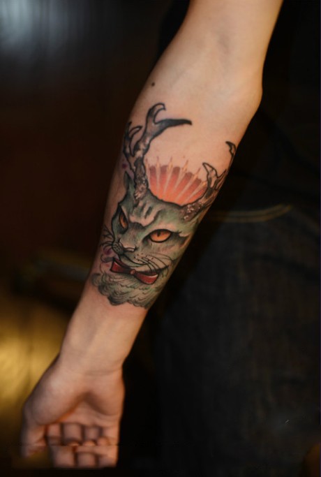 创意麋鹿角猫手臂纹身图案