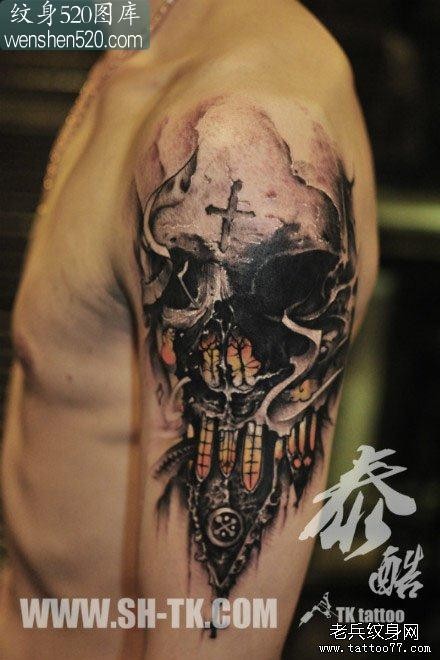 手臂帅气超酷的一张欧美写实骷髅纹身图案