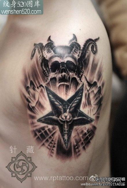 手部霸气超酷的恶魔撒旦纹身图案