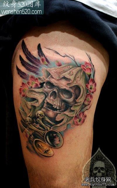 一张腿部超酷的欧美彩色骷髅纹身图案