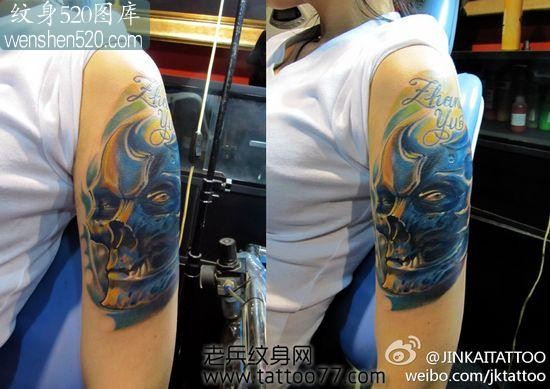 流行纹身图案―手臂彩色骷髅纹身图案