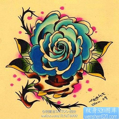 一张漂亮的欧美风格的玫瑰花纹身手稿