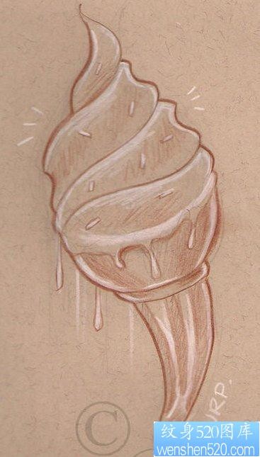 一张时尚前卫的冰激凌纹身手稿