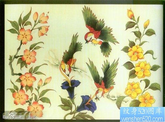 前卫小巧的一组小鸟与花卉纹身图片