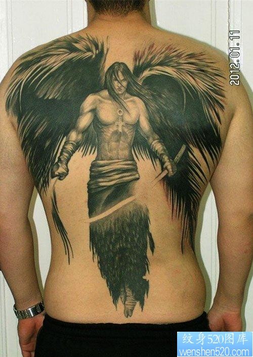 男生背部时尚的超帅的满背天使纹身图片