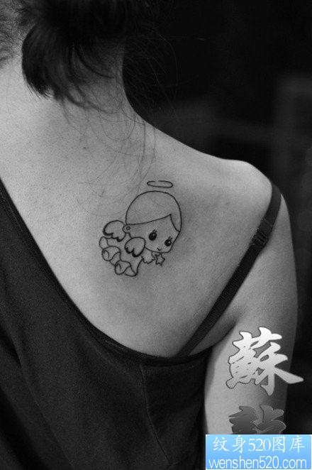 女孩子肩背超萌的小天使纹身图片
