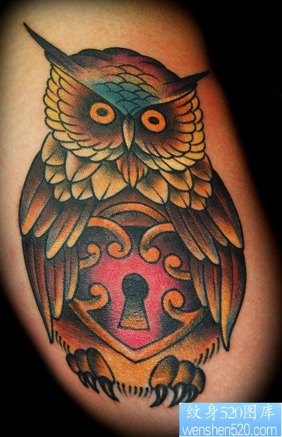 一张欧美猫头鹰纹身作品