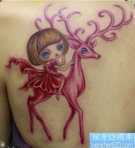 女性纹身图片：肩部卡通娃娃小鹿纹身图案