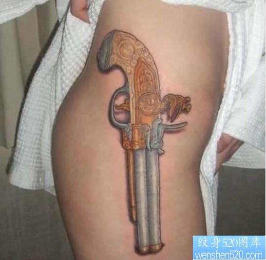 美女手枪纹身图片图案（多图）