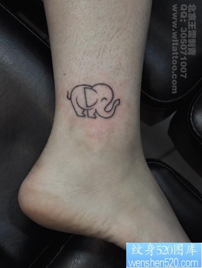 超可爱的女孩子腿部大象纹身图片