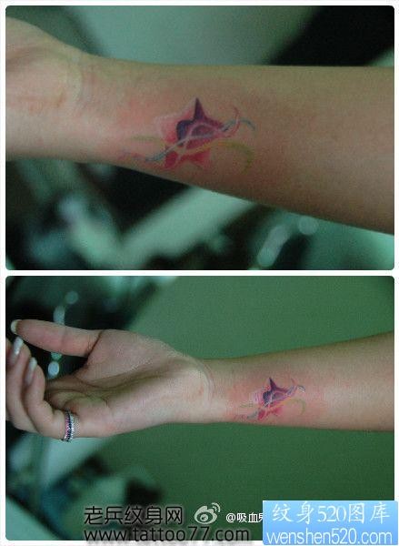 女孩子喜欢的五角星纹身图片