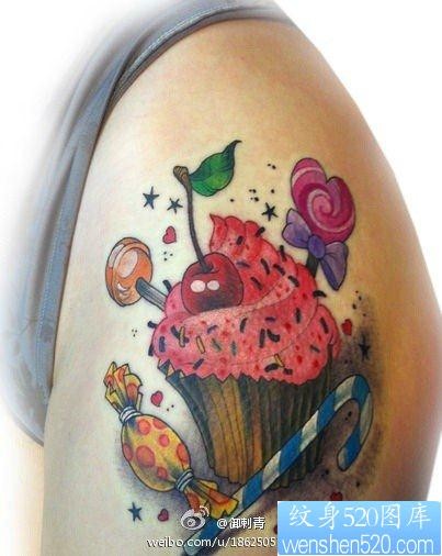 美女腿部前卫的糖果与冰激凌纹身图片
