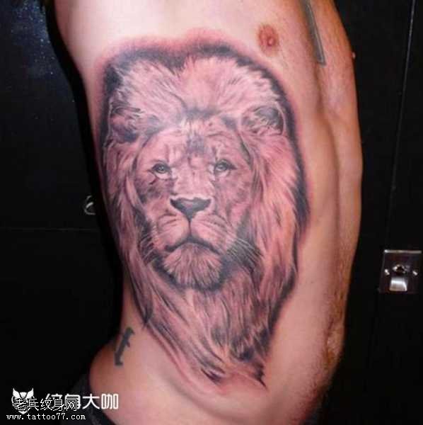 腰部狮子头像纹身图案