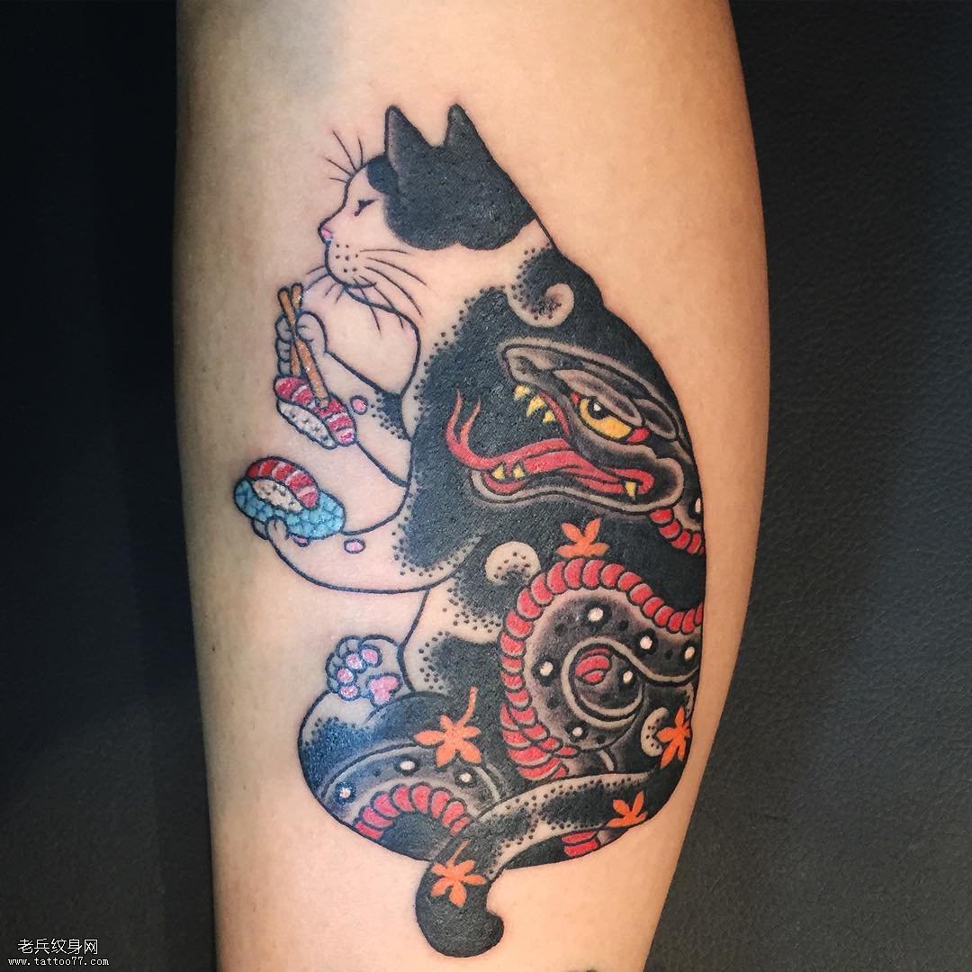 腿部日式纹身猫和蛇纹身图案