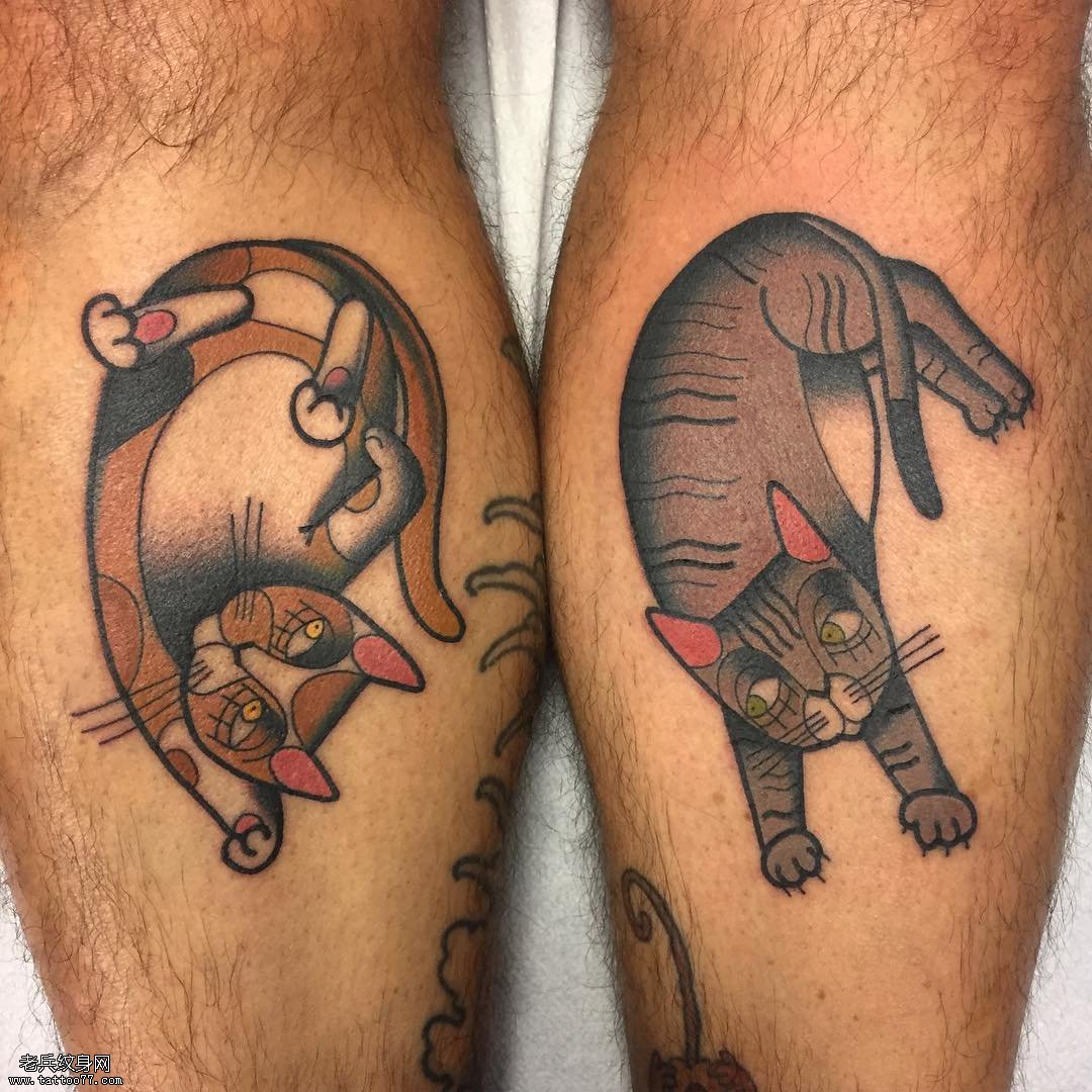 小腿卡通个性的tattoo猫纹身图案