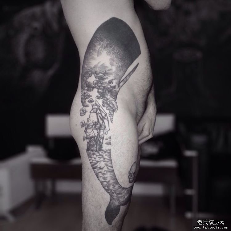侧腰至大腿欧美个性的鲸鱼tattoo纹身图案