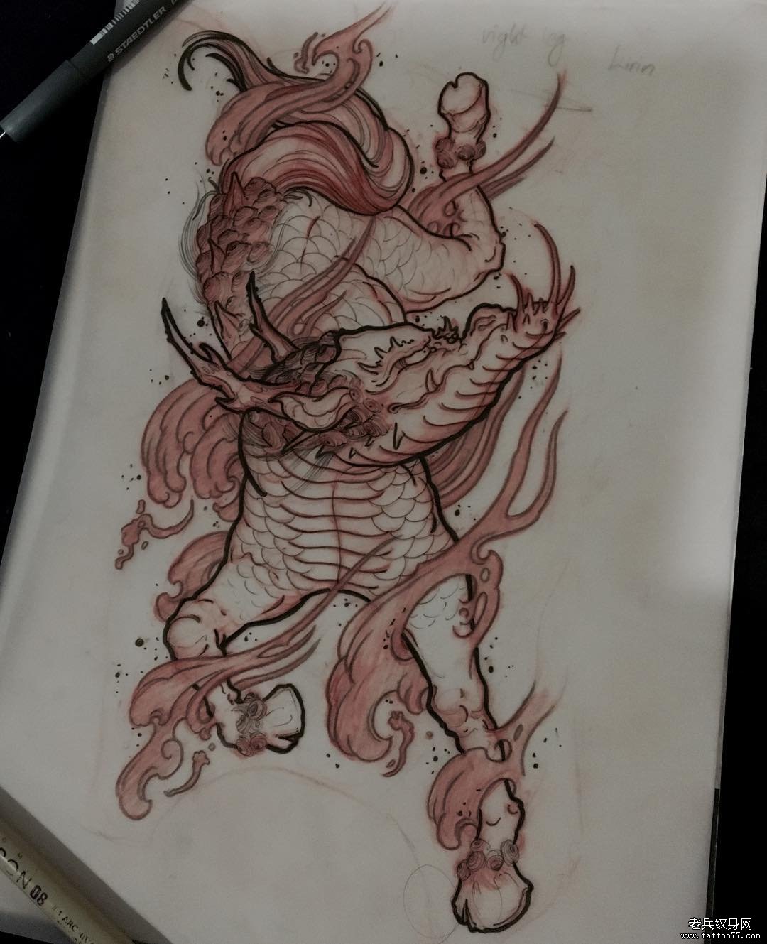 传统的神兽纹身图案手稿