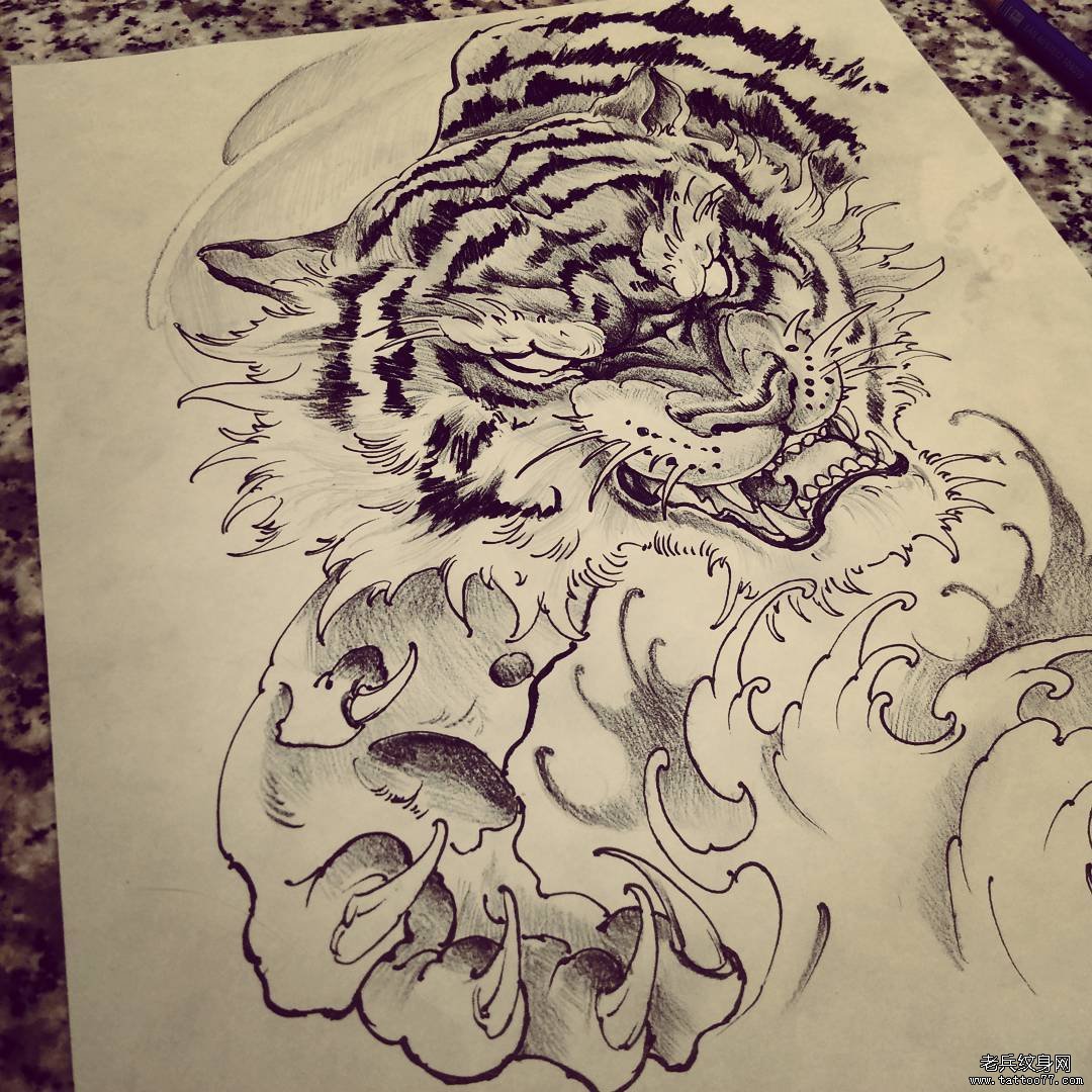 个性的老虎纹身图案手稿
