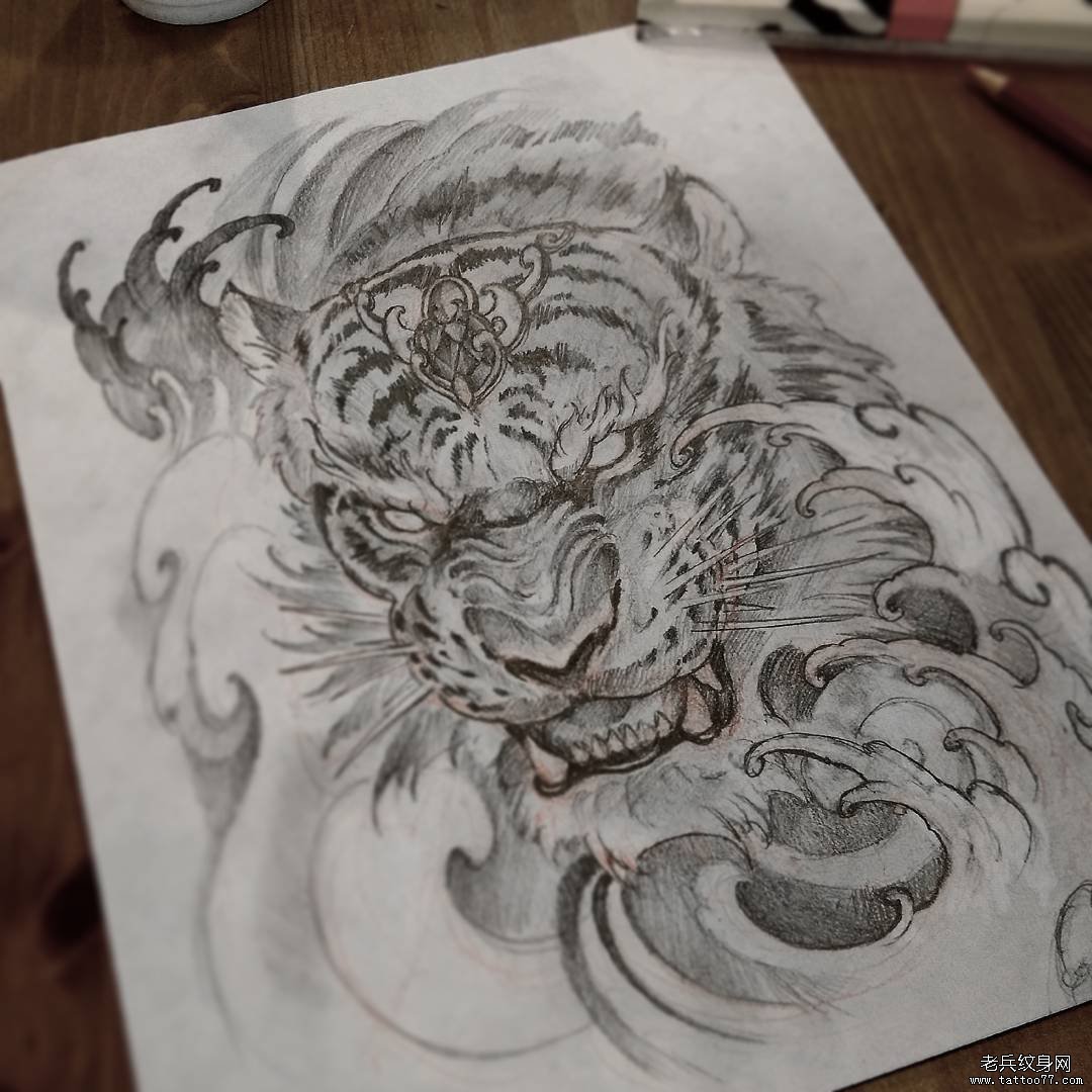 凶猛的老虎纹身图案手稿
