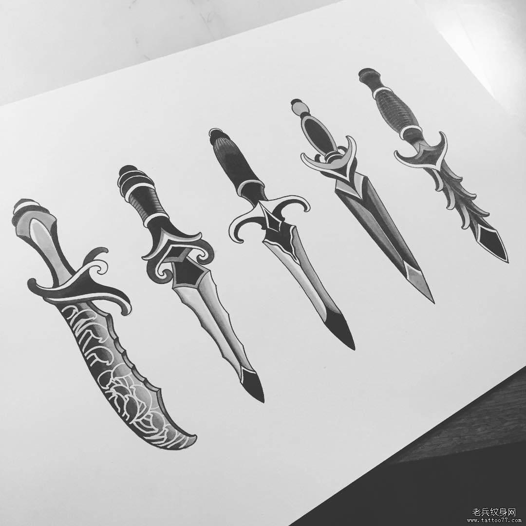 欧美多款类型匕首纹身图案手稿