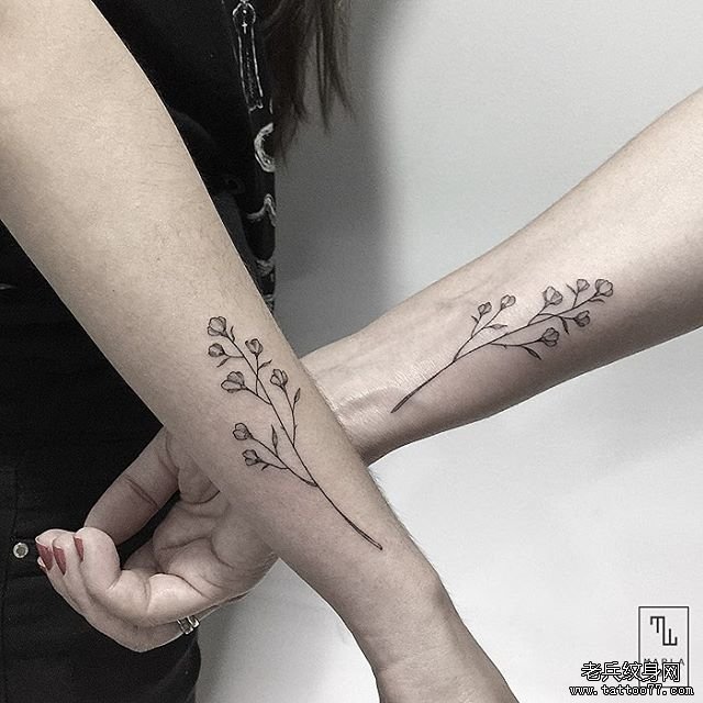 女生小臂小清新花蕊纹身tattoo图案